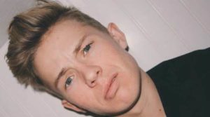 Tanner Fox Healthy Celeb