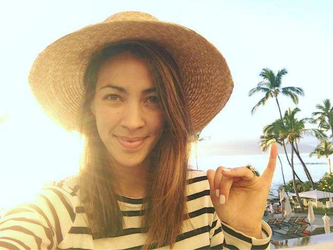 Tara Rushton wearing hat in an Instagram selfie in May 2017