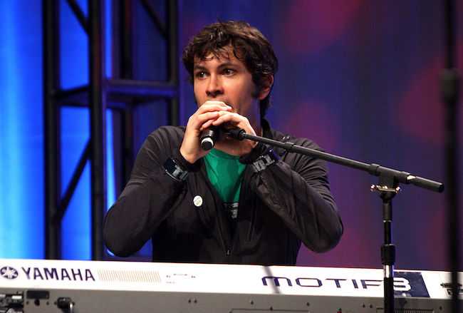 Toby Turner performing at VidCon 2012 in California