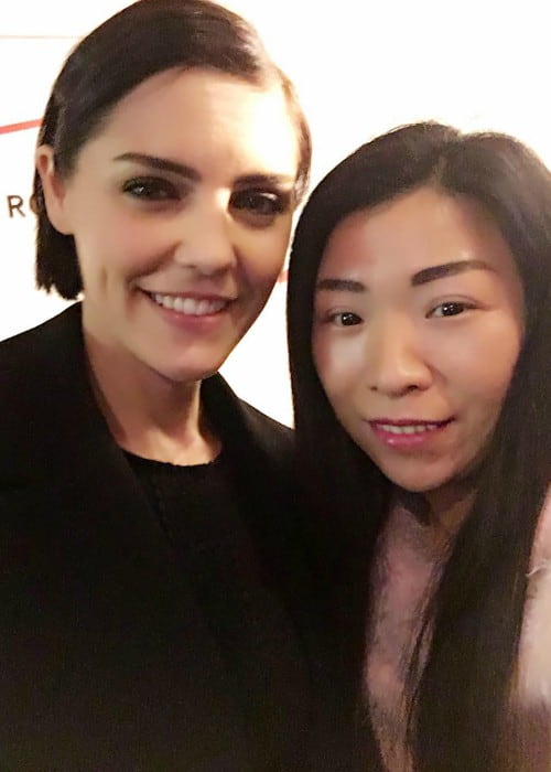 Annabel Scholey (Left) and Hua Xiuyan in a selfie in December 2016