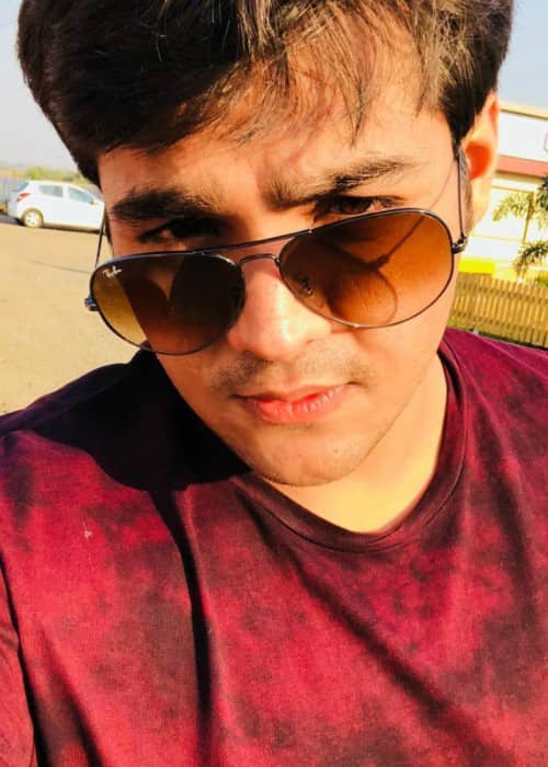 Ashish Chanchlani in an Instagram selfie in January 2018