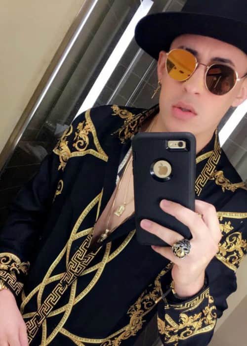 Bad Bunny Height, Weight, Age, Body Statistics - Healthy Celeb