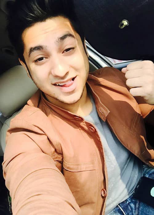 Harsh Beniwal in an Instagram selfie in December 2015