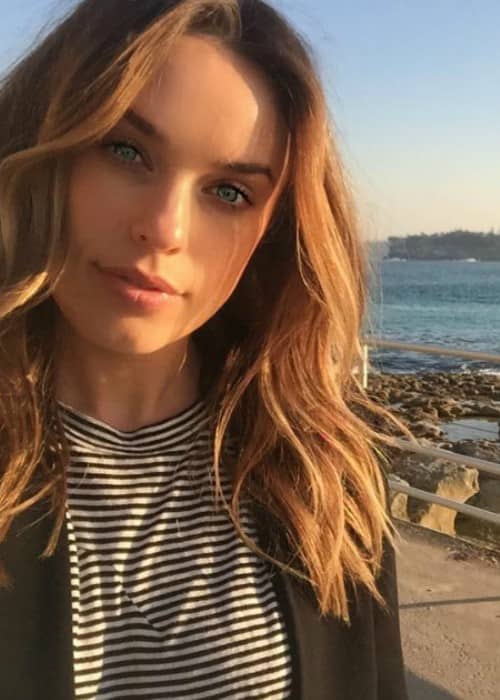 Jessica McNamee in an Instagram selfie as seen in November 2017