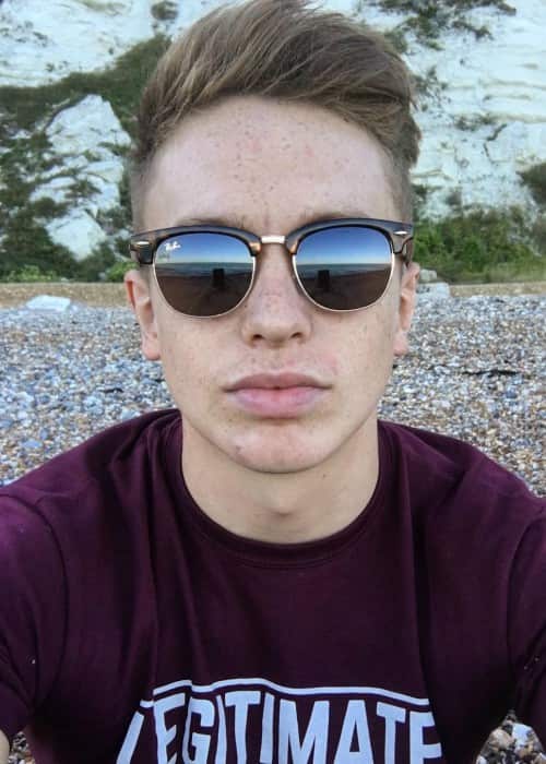 Joe Weller in an Instagram selfie as seen in August 2016