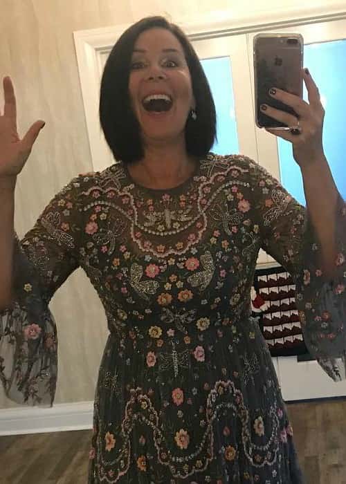 Julia Morris in an Instagram selfie as seen in December 2017