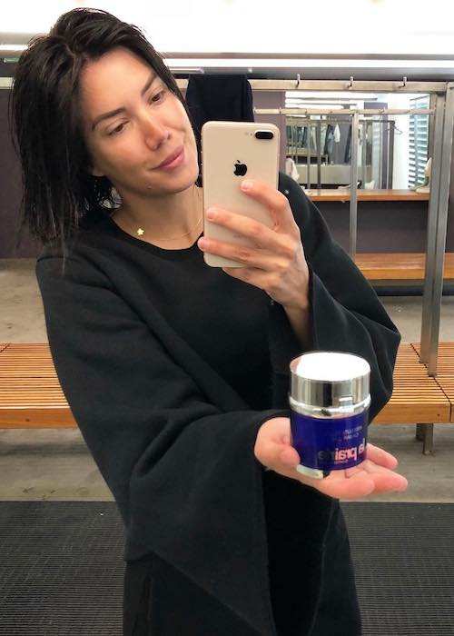 Julie Stevanja in an Instagram selfie in November 2017