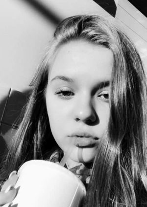 Maisy Stella Height, Weight, Age, Boyfriend, Family, Facts, Biography
