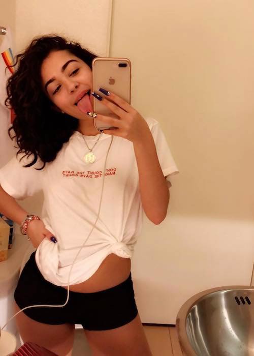 Malu Trevejo in a selfie in January 2018