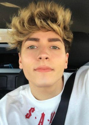 Paul Zimmer (Internet Star) Height, Weight, Age, Girlfriend, Family, Facts