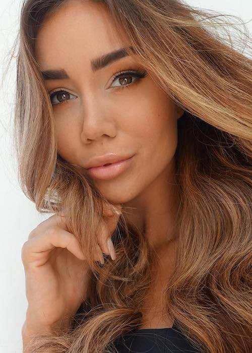 Reddit pia muehlenbeck Pia Muehlenbeck