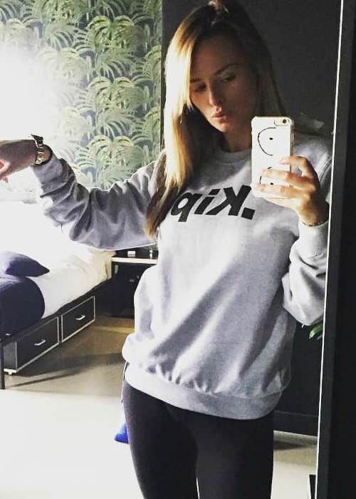 Rhian Sugden in an Instagram selfie as seen in September 2017