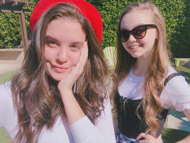 Savannah May (Right) and Lilimar Hernandez in an Instagram selfie in November 2017