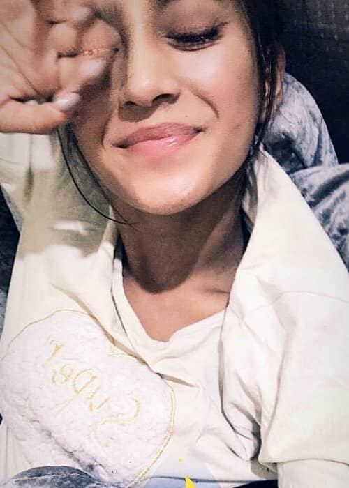 Shivangi Joshi in a selfie in January 2018