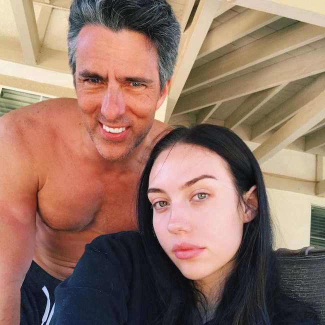 Sydney Carlson with her dad Dave in a selfie in June 2017