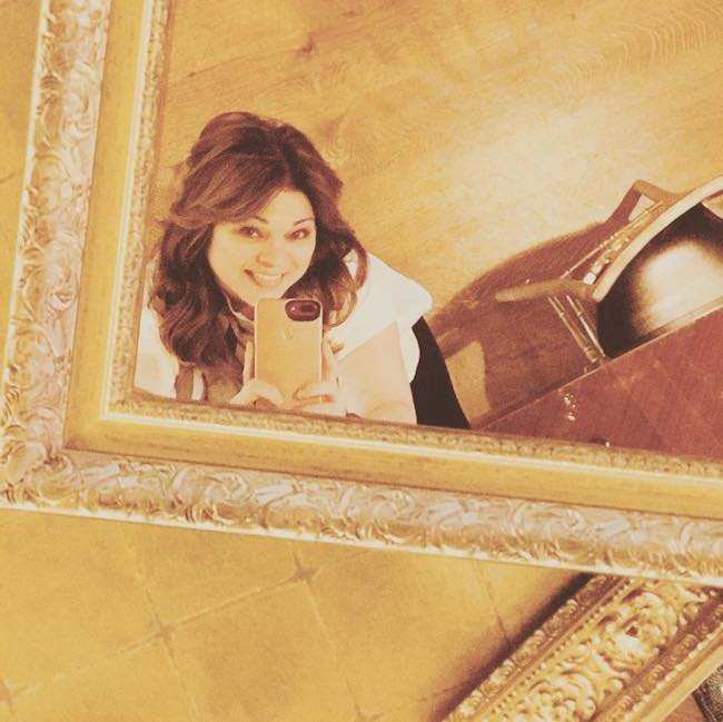 Valerie Bertinelli at Napa taking the selfie through ceiling mirror in November 2017