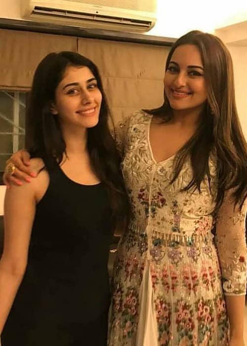 Warina Hussain (Left) and Sonakshi Sinha as seen in February 2018