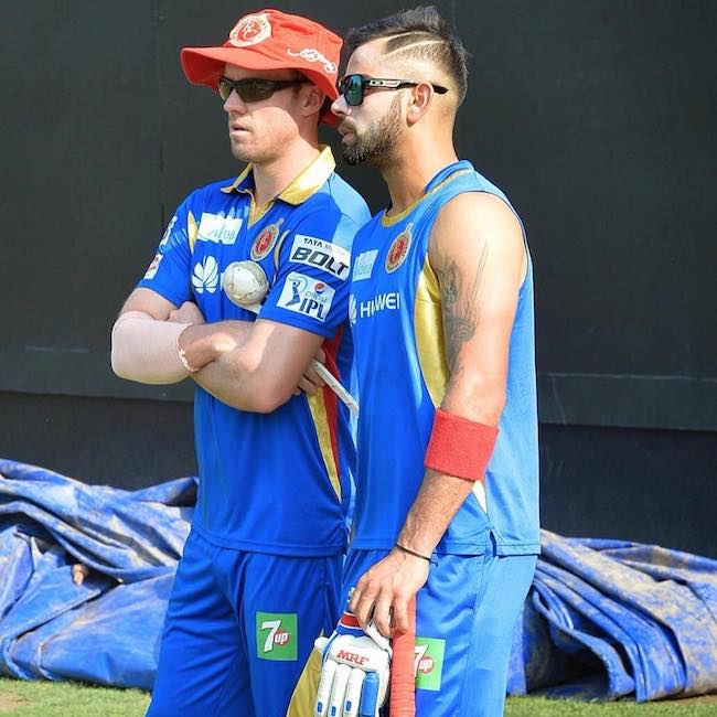 AB de Villiers and Virat Kohli during a practice session of IPL in 2017