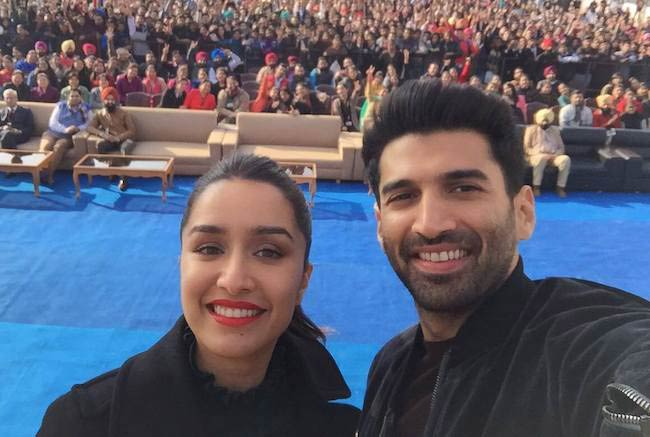 Aditya Roy Kapoor and Shraddha Kapoor at the Chandigarh University promoting OK Jaanu in January 2017