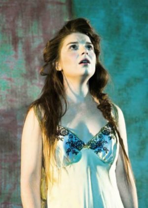 Aimée-Ffion Edwards Height, Weight, Age, Boyfriend, Family, Biography