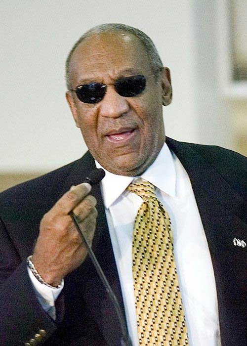 Bill Cosby aan het woord op Frederick Douglass High School tijdens zijn bezoek in 2006