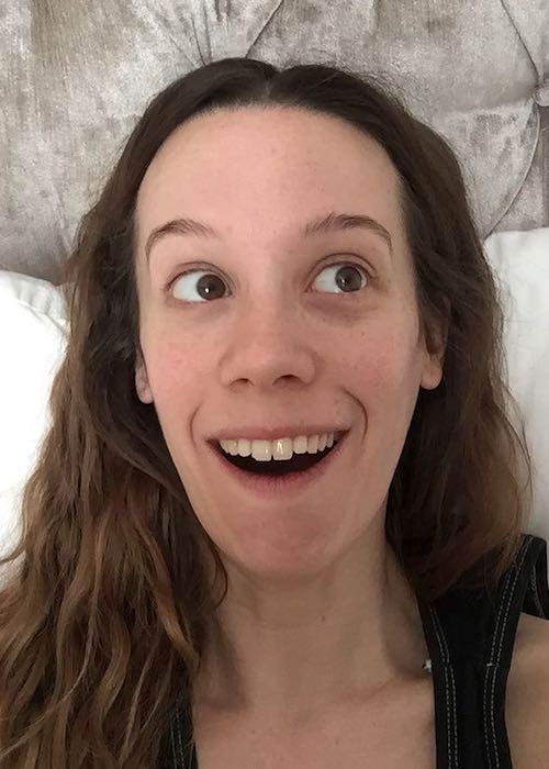 Chloe Pirrie looks adorable in a September 2017 picture