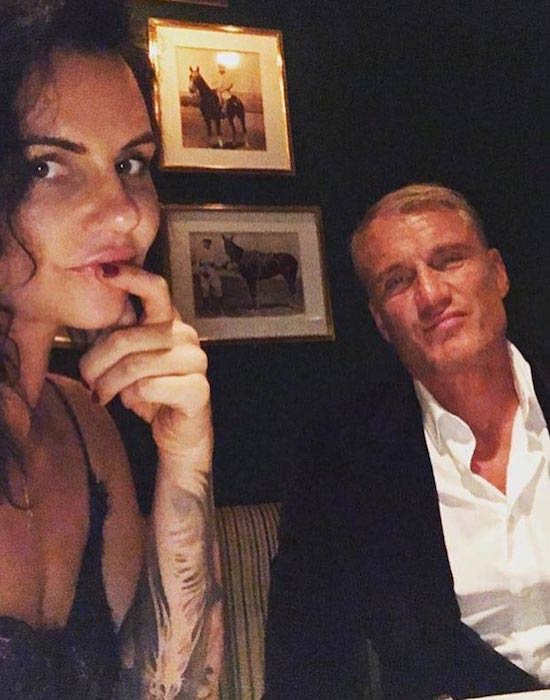    Dolph Lundgren med gullig, Singel Jenny Sandersson 