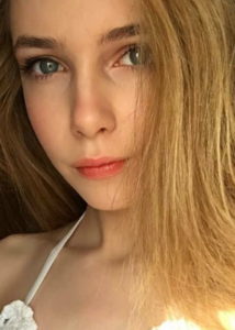 Eleanor Worthington Cox Height, Weight, Age, Boyfriend, Family, Facts