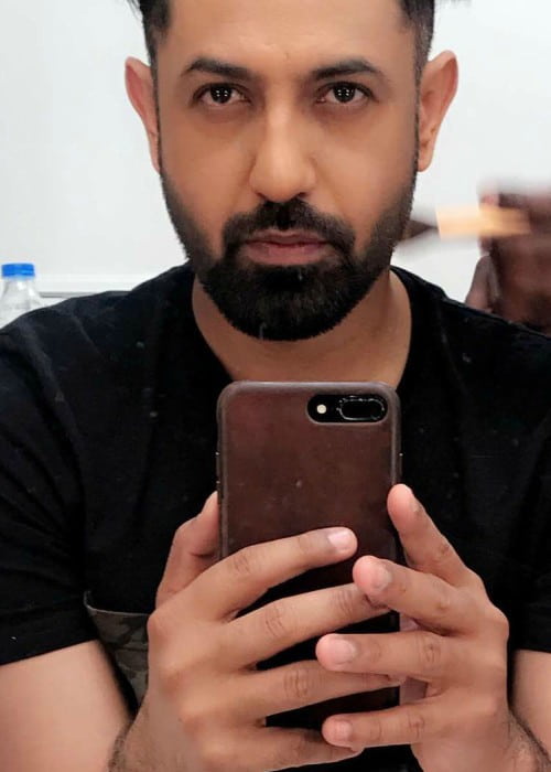 Gippy Grewal in an Instagram selfie as seen in November 2017