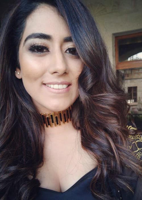 Jonita Gandhi in a selfie during a shoot as seen in February 2018