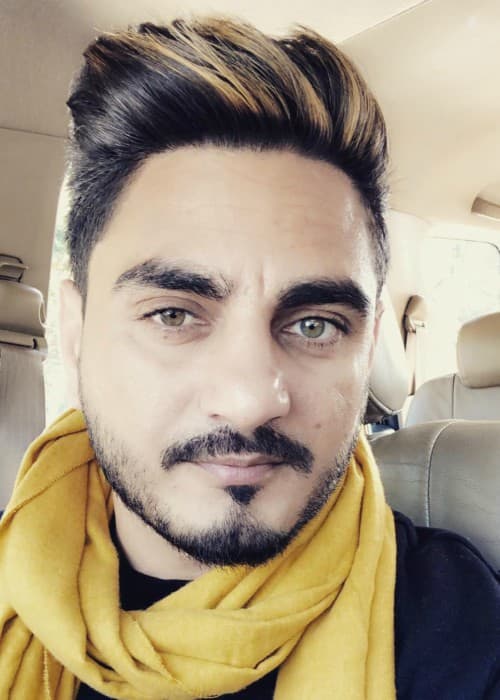 Kulwinder Billa in an Instagram selfie as seen in December 2017