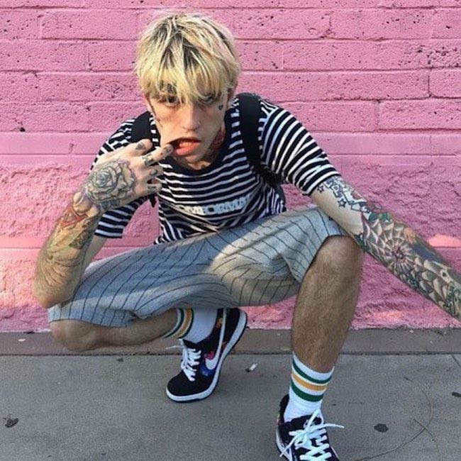 Lil Peep in an Instagram pic in November 2017