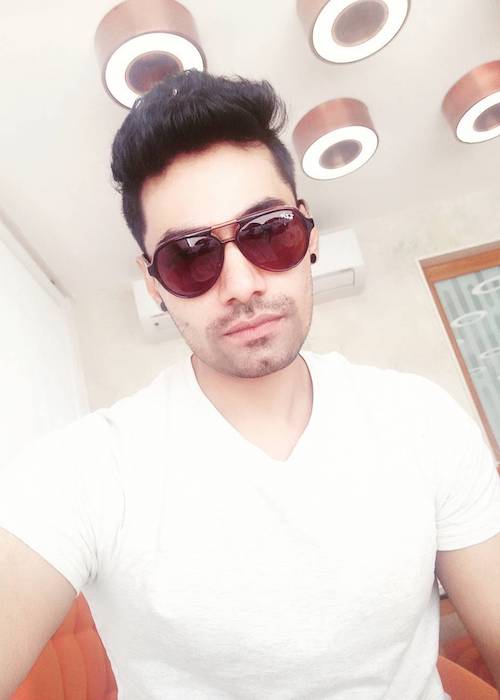 Meer Ali in an Instagram selfie in February 2018