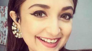Monali Thakur Healthy Celeb