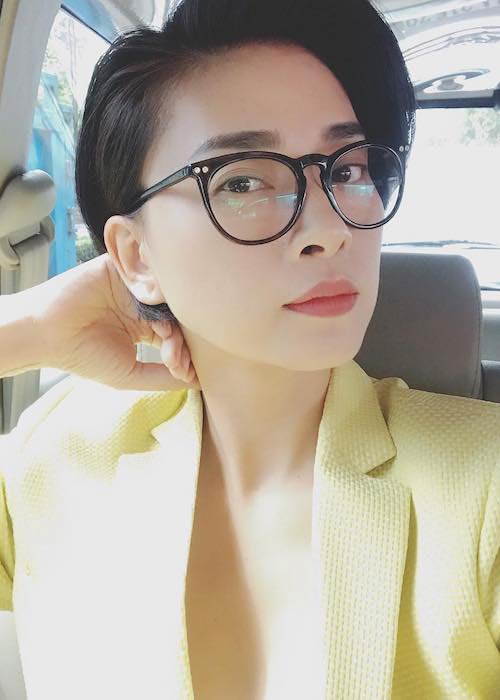 Ngo Thanh Van wearing suit in this January 2018 selfie