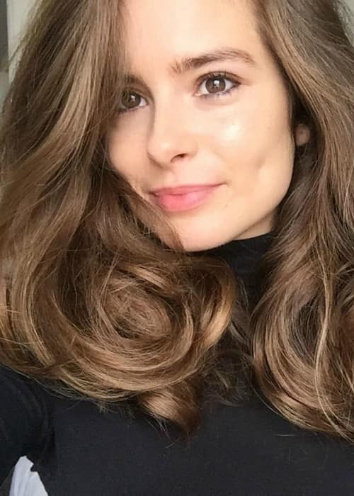 Rachel Shenton in a selfie as seen in September 2017