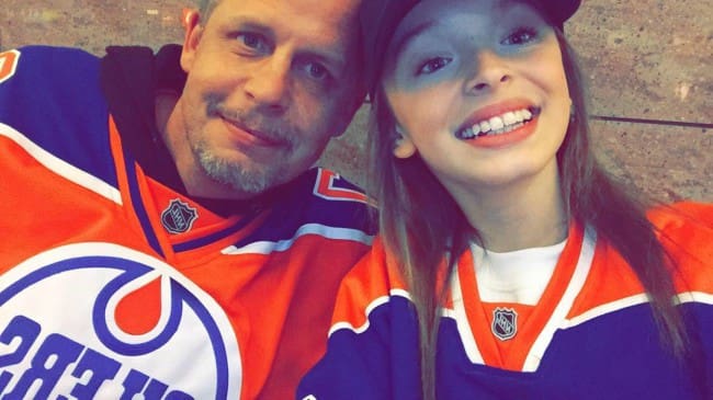 Taylor Hatala in a selfie with her father on Father's Day in 2016