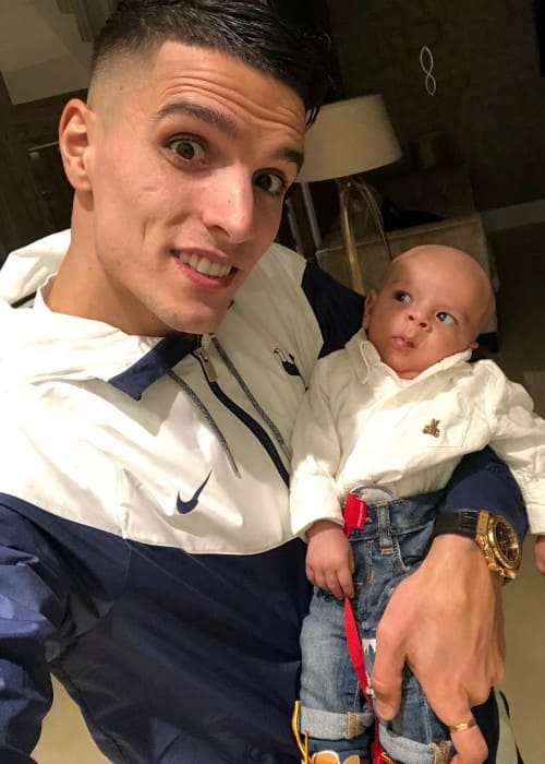 Érik Lamela in a selfie with his son in January 2018