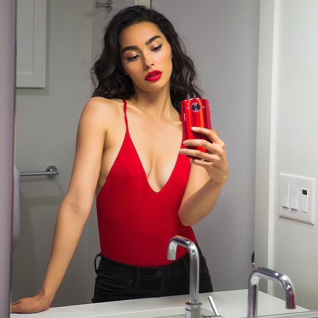 Adrianne Ho bathroom selfie in December 2017