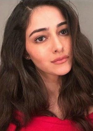 Ananya Panday Height, Weight, Age, Boyfriend, Family, Biography