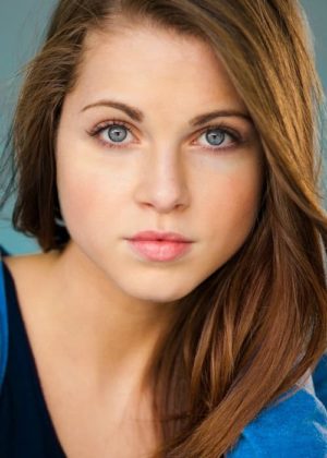 Anne Winters Height, Weight, Age, Boyfriend, Family, Facts, Biography