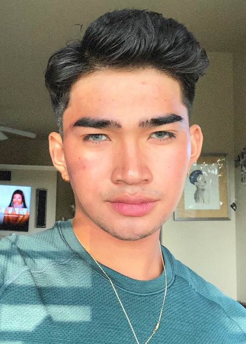 Bretman Rock in an Instagram selfie in March 2018