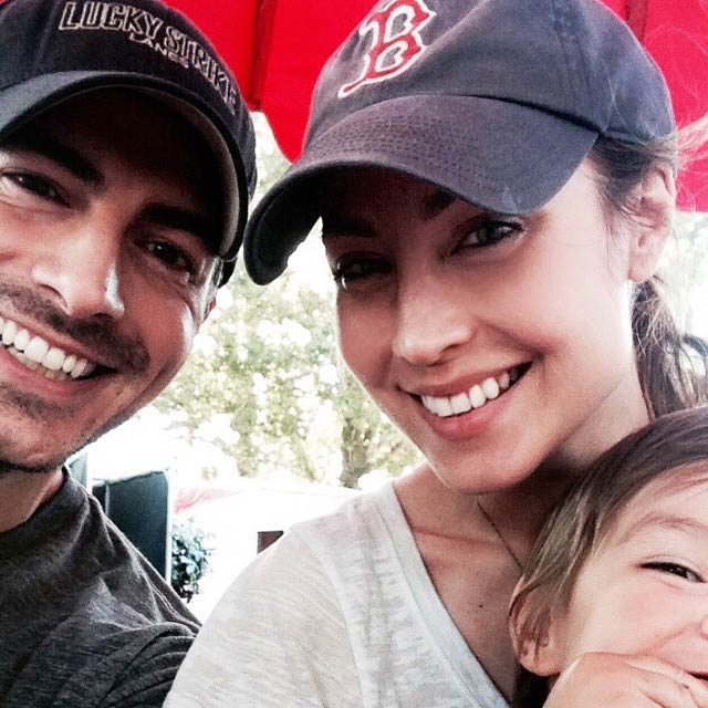 Courtney Ford with husband Brandon Routh and son Leo James Routh in 2015 supporting "Got Your 6" cause