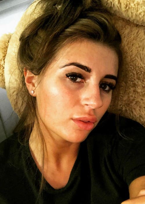 Dani Dyer in an Instagram selfie as seen in March 2018