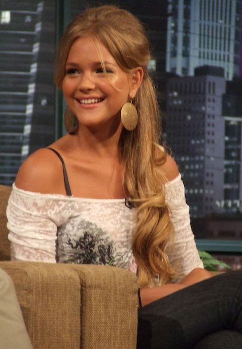 Esti Ginzburg during a talk show in 2007