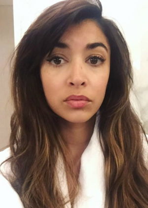Hannah Simone Height, Weight, Age, Spouse, Family, Facts, Biography