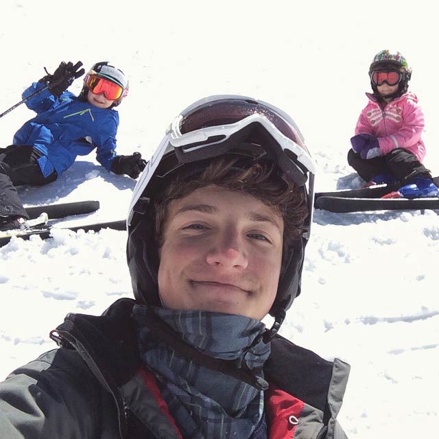 Jake Short skiing with his younger cousins in 2015