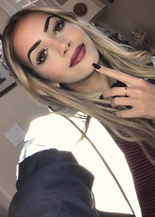 Jamie Rose in a selfie as seen in April 2017