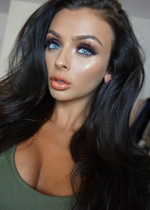 Kady McDermott in a selfie in March 2018