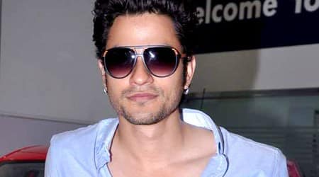 Kunal Khemu Height, Weight, Age, Body Statistics - Healthy Celeb